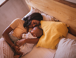 Baby care - Parenthood - Baby sleep - deprived sleep