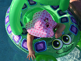 Parenting - child - water safety - public pool