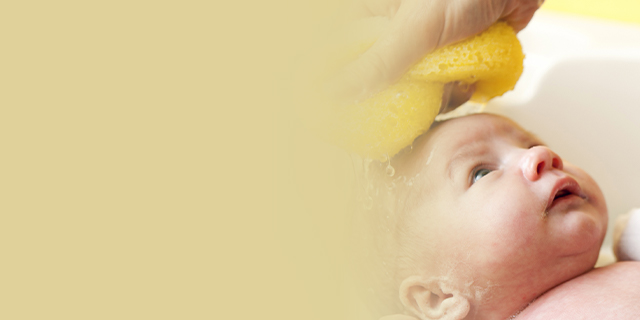 Baby care - Health care - sponge bath