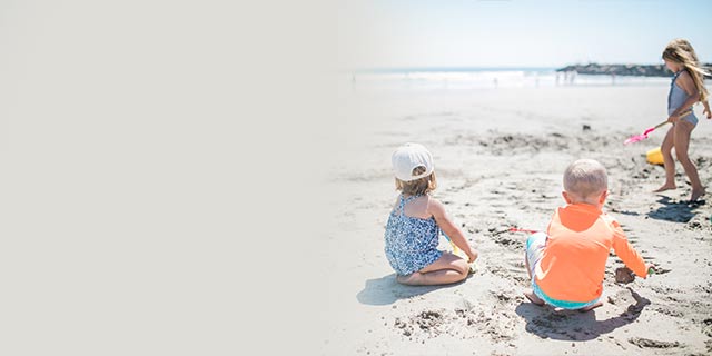 Parenting - child - water safety - beach for kids