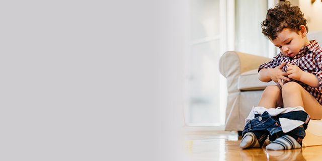 Toddler - Toilet training - age